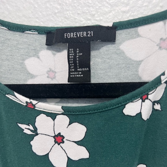 Forever 21 Green and White Floral Racerback Sundress Size Small - Picture 2 of 3